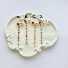 画像をギャラリービューアに読み込む, K18YG/K10YG Colors サルジ珊瑚ポストピアス(片耳用・チャーム付き)