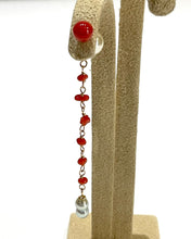 画像をギャラリービューアに読み込む, K18YG/K10YG Colors サルジ珊瑚ポストピアス(片耳用・チャーム付き)