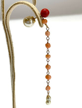 画像をギャラリービューアに読み込む, K18YG/K10YG Colors サルジ珊瑚ポストピアス(片耳用・チャーム付き)