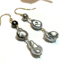 画像をギャラリービューアに読み込む, K18YG/K10YG　白蝶パールと黒蝶パールピアス
