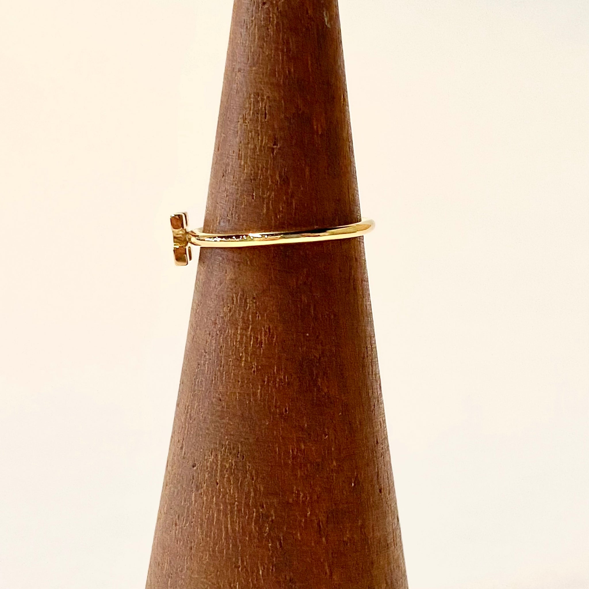 K18YG ミンサー ダイヤモンドリング 5号